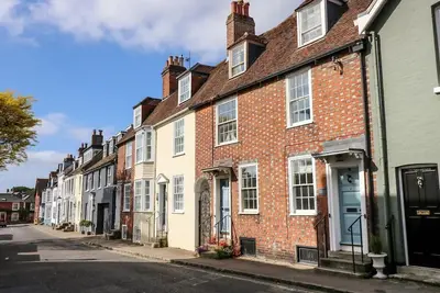 Image de Captains Row, Lymington. 2 bed