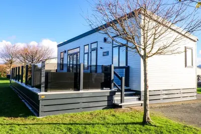 Image de Blue Skies, Caernarfon