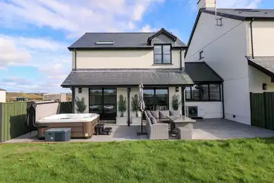 Image de Just A Cottage, St Florence