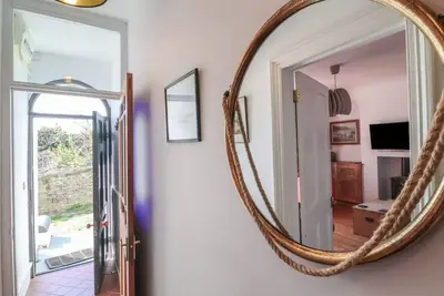 12 Alpha Place, Appledore