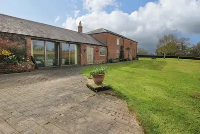 Image de The Barn: A Charming Retreat in Cockshutt
