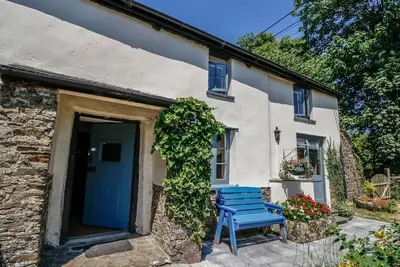 Jane's Place, Lifton