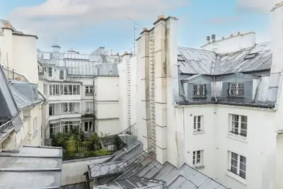 Image de Ave de l'Opera La Louvre-The essence of fine Parisian living