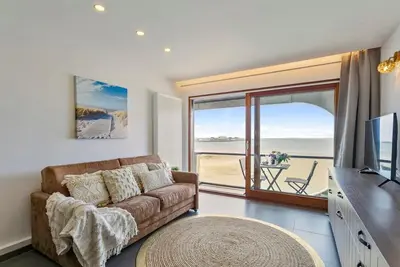 Image de Beachfront studio - sunny terrace