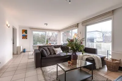 Image de Family retreat near beach w/ terraces