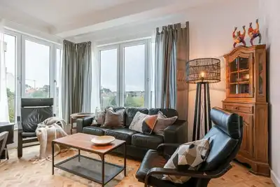 Image de Waterfront retreat w/ beach access & parking