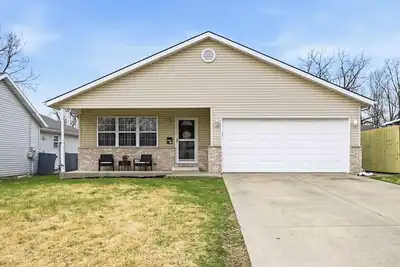 Image de Near Bsu and Iu Health 3 bedroom, 2 bathroom home. Great location.