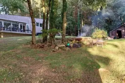Image de Maison d'architect en bois avec spa au bord de la Vilaine