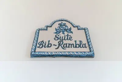 Image de Suite BibRambla Travail et confort en plein centre