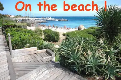 Image de Magnifique logement les pieds dans l'eau en bordure de plage pour 6 personnes