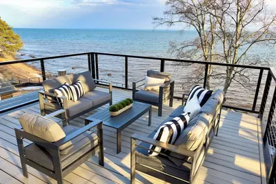 Image de The Jenswold House on Lake Superior with Panoramic Views and Lake Access