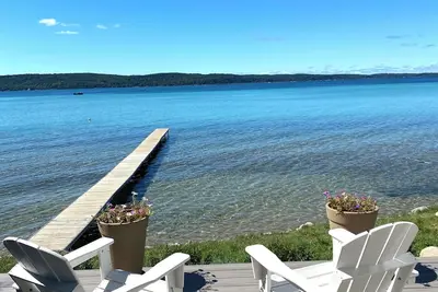 Image de Lakefront Home on Beautiful Crystal Lake w/ Direct Frontage & Water Toys!