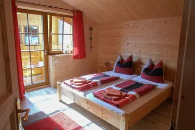 Image de Vacation apartment in Großdorf directly on the slopes. Pet friendly!