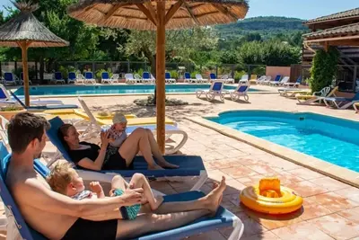 Image de Camping 4 étoiles - Piscine  - ccbehhe