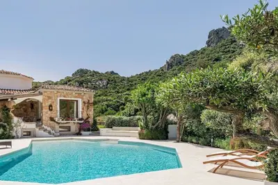 Image de Elite Collection-Villa Giulia infinity pool and view