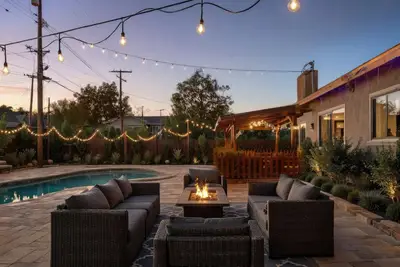 Near Disneyland | Game Room | Private Backyard