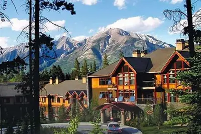 Image de Banff/Canmore 2 Br/2b Suite Sleeps 8 - Undergrnd parking - 2 wk option available