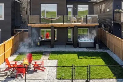 Image de Crestmont Luxe Retreat | Hot Tub | Gym | Ac