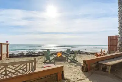 Image de Pacific Edge Retreat | Entire Estate, Ocean Views, Luxury Coastal Escape