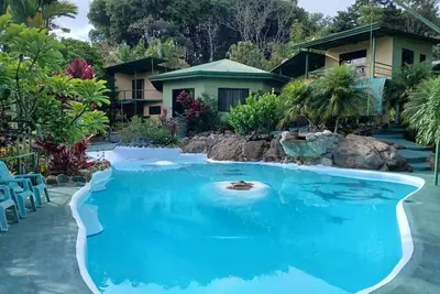 Image de Casa Tierra Verde : Private oasis surrounded by nature and swimming pool.