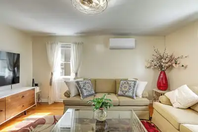 Image de 1 Mi to Nyc Train & Arts District: Rahway Escape