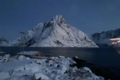 Image de House in Reine by the Fjord