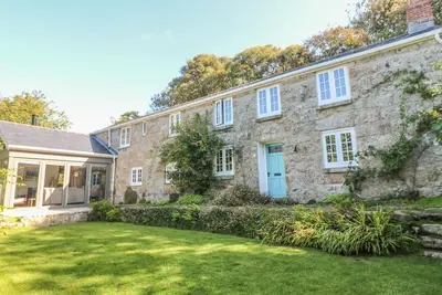 Image de Ros Vale: Large and Cosy Retreat