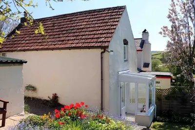 The Cottage, Parkham