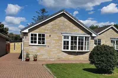 Image de 17 Costa Way, Pickering