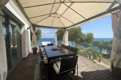 Image de Villa élégante à Torredembarra avec vue sur mer