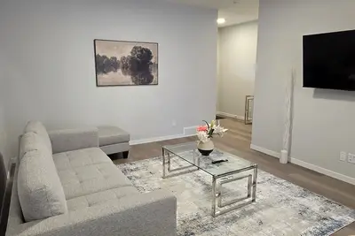 Image de Brand new 4-bedroom+Den main floor unit in quiet Creekview community, Sw Calgary