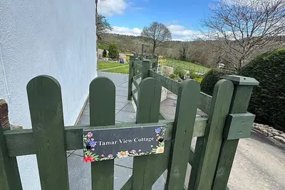 Spacious 2 bedroom holiday cottage on the Devon/Cornwall border
