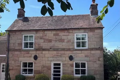 Image de Spacious cottage 25 minutes to the Peak District. Close to Alton Towers