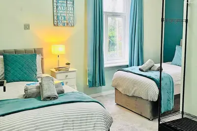 Image de Résidence-Confort-Sdb privée avec douche-Vue sur Rue-Wellfield