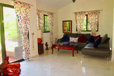 Image de New! ! Monthly rentals! 2 bdrs Private Pool house/ Bbq close to the beach.