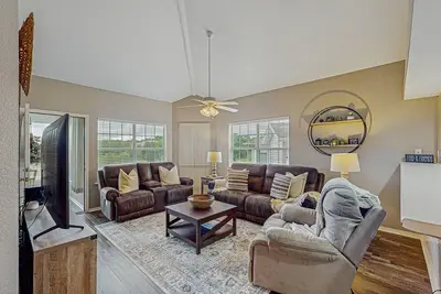 Image de 3br Condo # Golf Views # Loft & Pool Access