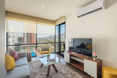 Image de 2Bed/2Bath, Pool, Gym & Mountain Views!