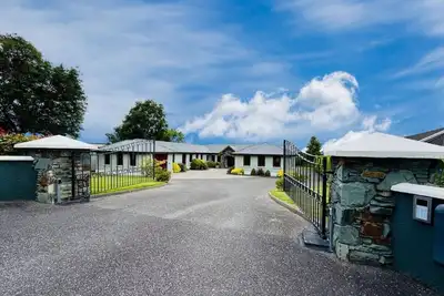 Image de Home in Killarney - 6 Beds, Beautiful Home!