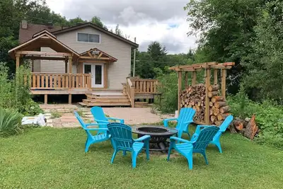 Image de Beautiful Cottage at the heart of Bancroft - Siddon Cottage