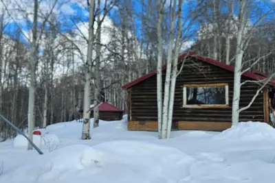 Image de Rustic Cabin at gateway to Upper Green River and Wind River Mountains in Cora Wy