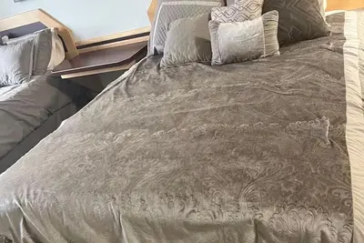 Image de Beautiful corporate apartment with Ac in vibrant Wynyard\nsleep upto 6 people