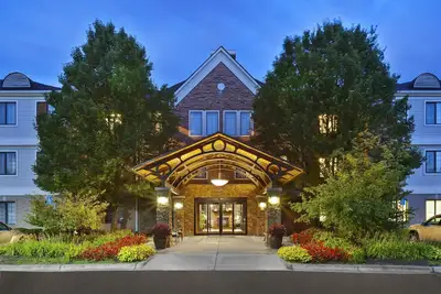 Image de Accessible 1br Suite w/ Kitchen | Free Breakfast!