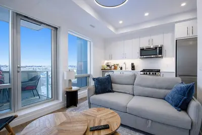 Image de New Exec Suite • Kensington • Ug Park • Banff Pass