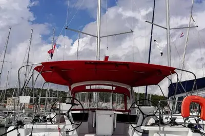 Image de Sun-Kissed Sailing Adventure in Islas Sarónicas