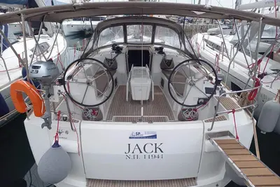 Image de Sun-Kissed Sailing Adventure in Islas Sarónicas