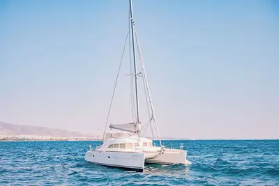 Image de Sun-Kissed Sailing Adventure in Islas Sarónicas