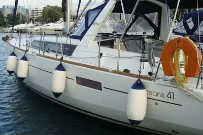 Image de Sun-Kissed Sailing Adventure in Islas Sarónicas