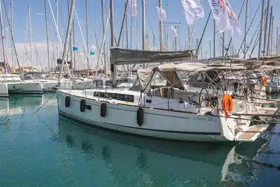 Image de Sun-Kissed Sailing Adventure in the Ionian Islands, Lefkada