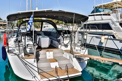 Image de Sun-Kissed Sailing Adventure in Islas Sarónicas