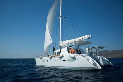 Image de Sun-Kissed Sailing Adventure in Islas Sarónicas